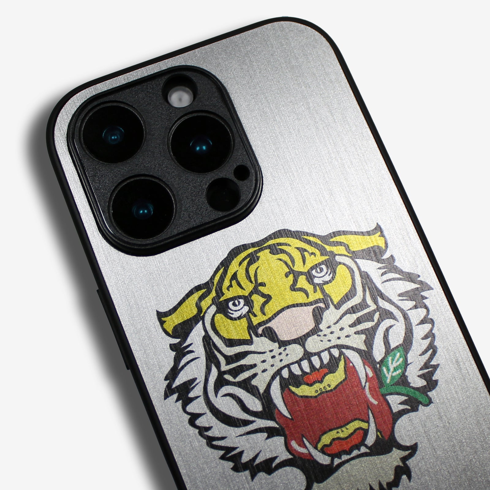 24karatsダウンジャケット・iPhone6ケース　タイガー A good all】iPhoneケース まるで金属 カメラフルカバーver. タイガー