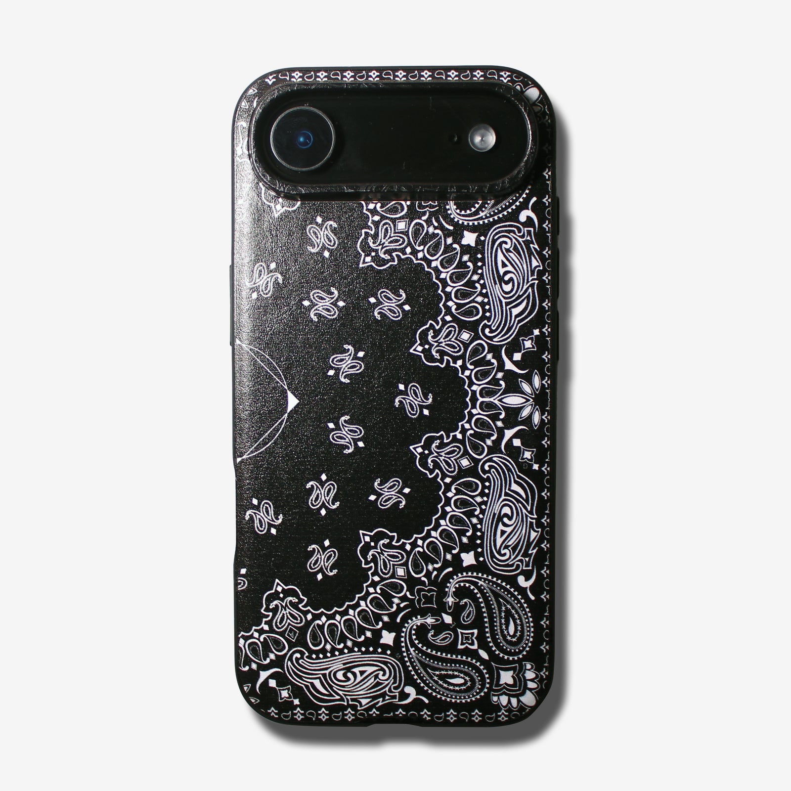 A good all】iPhoneケースレザーカバー ペイズリー×ブラック 12/12pro